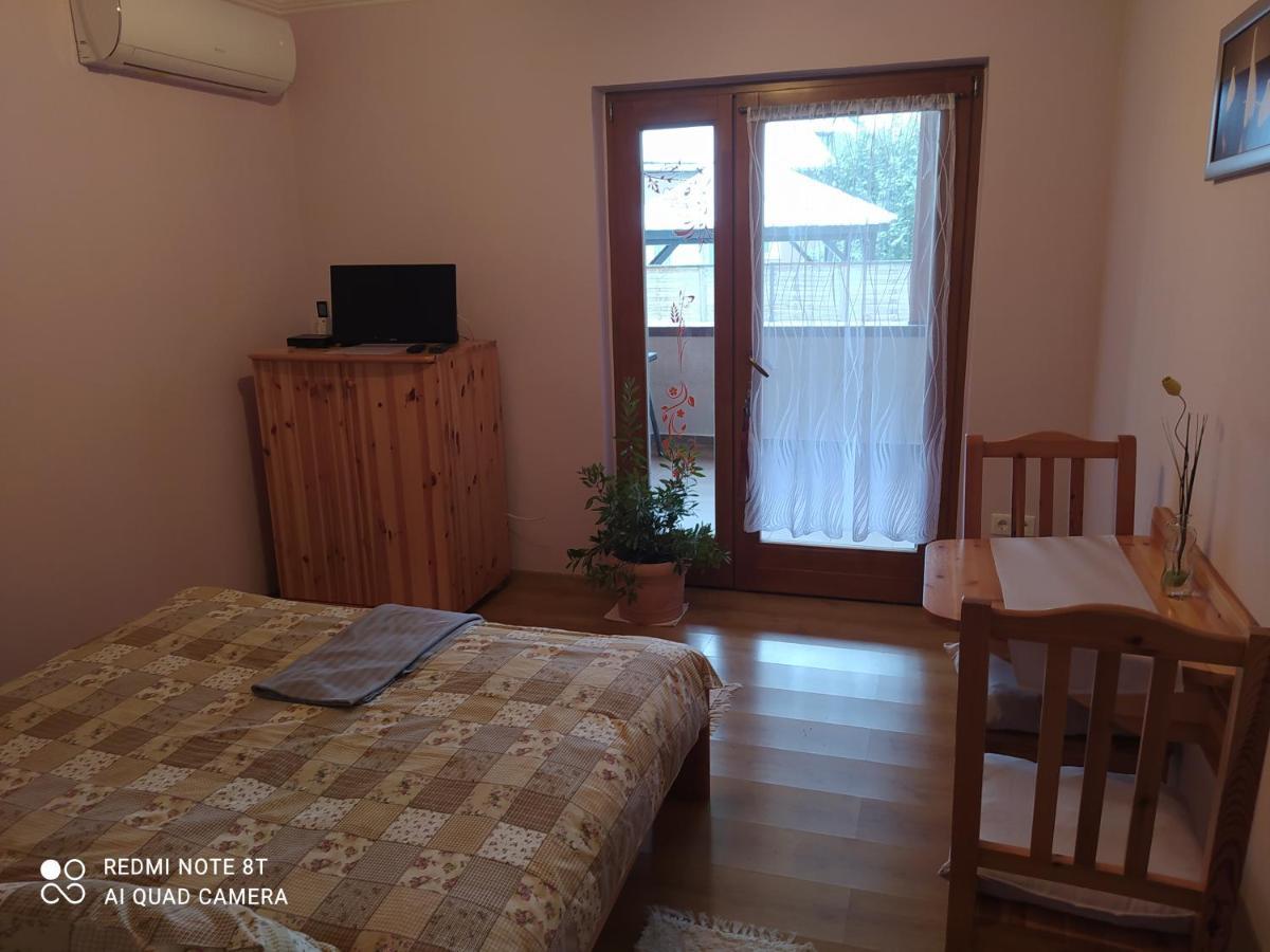Forras-G Vendeghaz Daire Bük Dış mekan fotoğraf